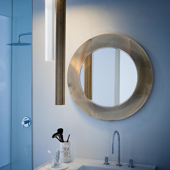 Actual product image Kartell All Saints wall mirror (Ø 78 cm)