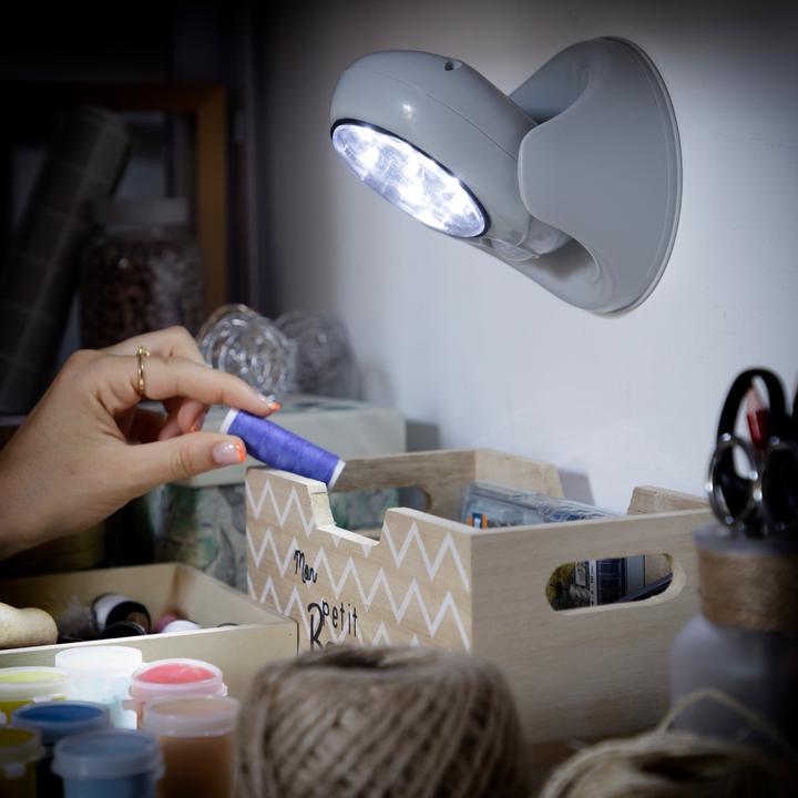 Image du produit InnovaGoods Lampe LED avec détecteur de mouvement - fonctionne sur piles