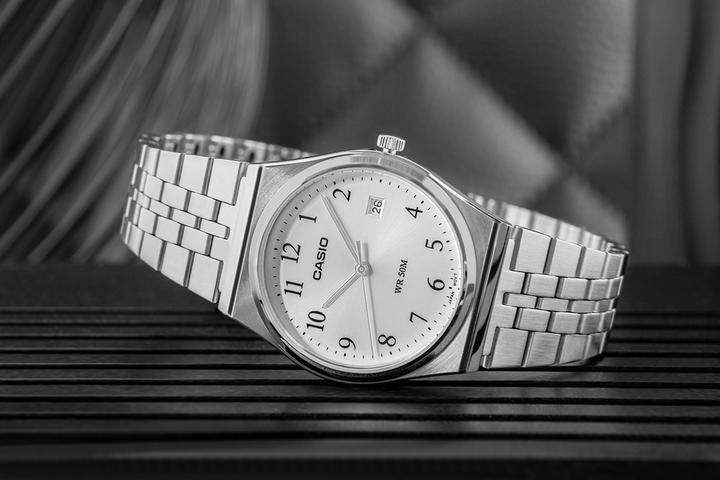 Produktbild Casio MTP-B145D-7BVDF Herrenuhr + BOX (Analoguhr, 43 mm)