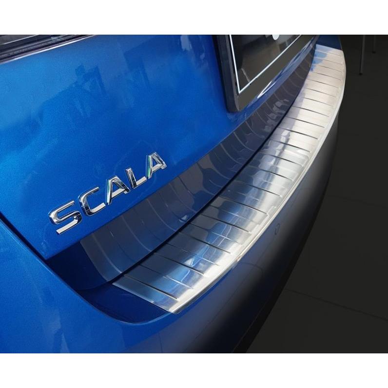 Chemical Guys, Kennzeichenhalter, Edelstahl Ladekantenschutz für Skoda Scala ab 2019 bis heute (Heck)
