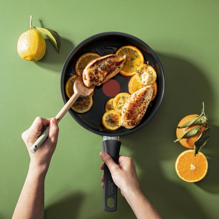 Immagine prodotto Tefal Pentola con coperchio Renew Black On 24 cm (24 cm, Padella per friggere, Alluminio pressofuso)