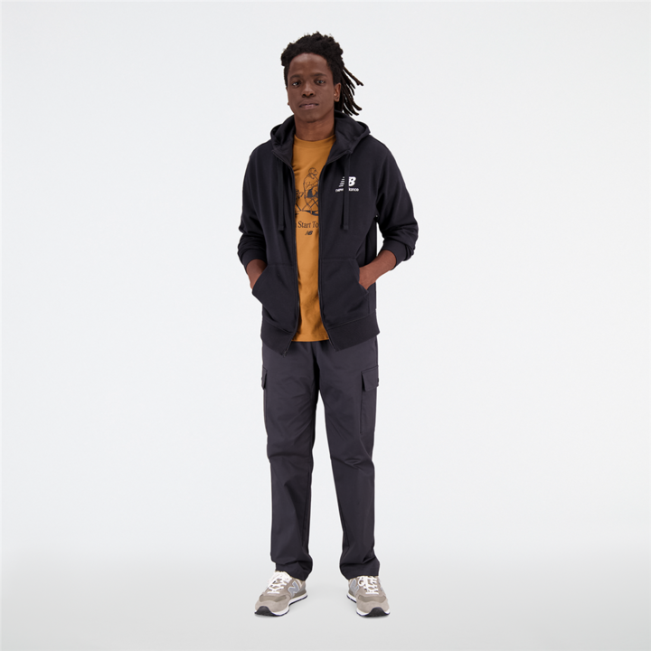 Image du produit New Balance Essentials Stacked Logo Jacket (XS)