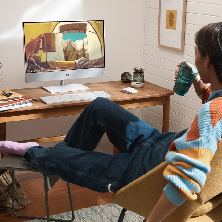Produktbild HP Pavilion 27-ca1750nd All-in-One PC - QHD 27 Inch (Intel Core i7-12700T, 16 GB, 1000 GB, GeForce RTX 3050)