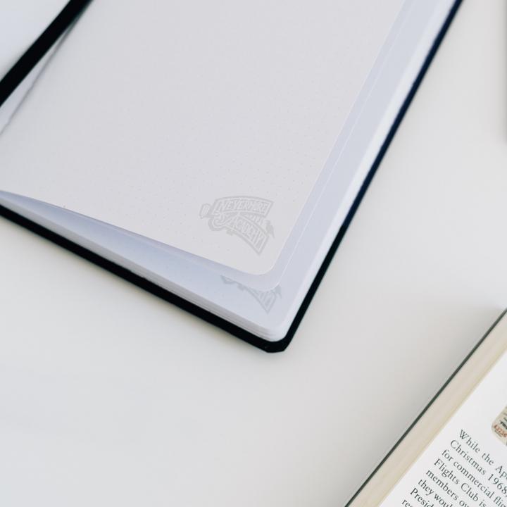 Actual product image NoName MERCREDI - La Chose & Mercredi - Notebook Premium A5 (A5)