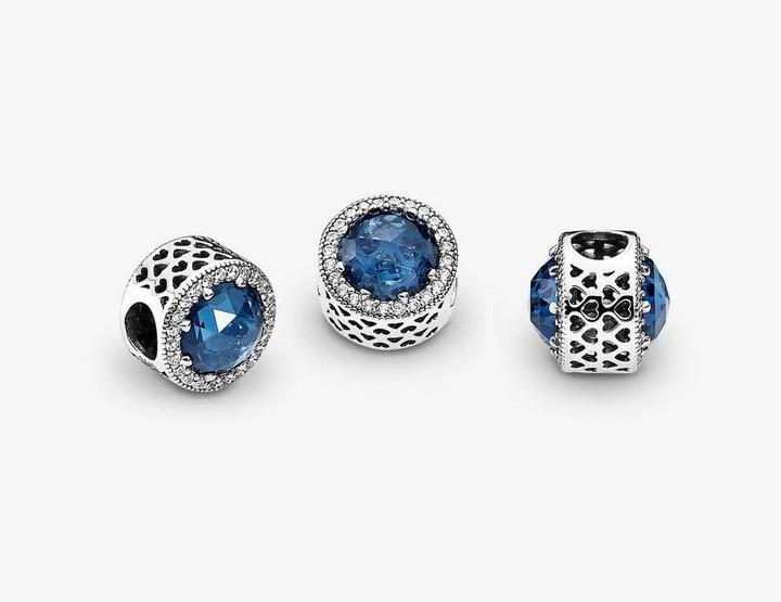 Immagine prodotto Pandora Charms/Beads corona di cuori radianti blu notte (Argento)