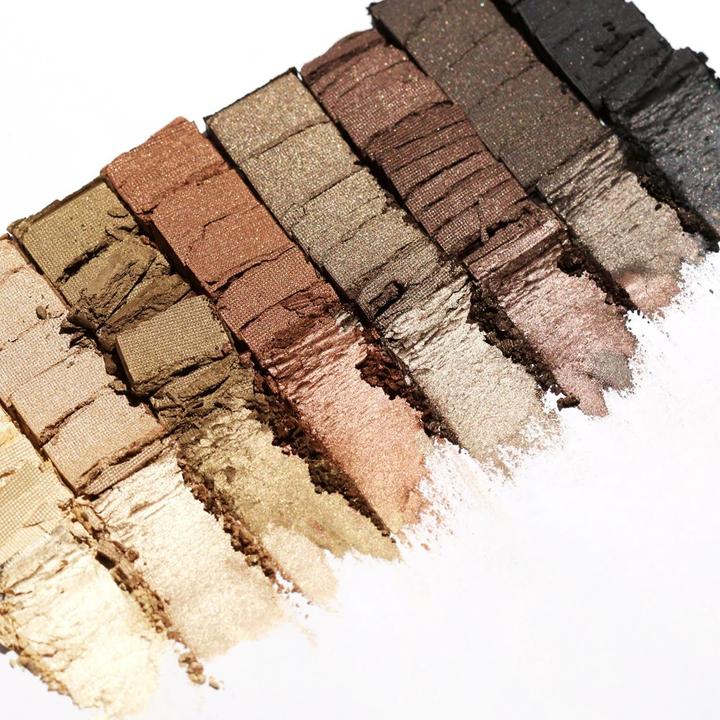 Image du produit Color Wow Root Cover Up Noir (Noir)