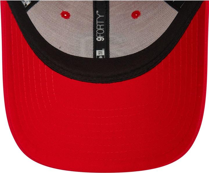 Actual product image New Era 9Forty Strapback Cap - APRILIA crinkle print