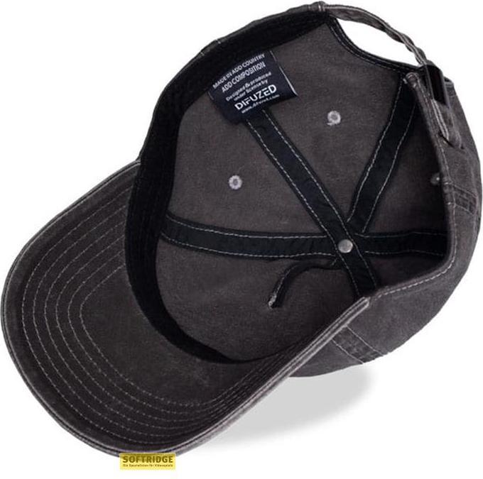 Actual product image Difuzed The Witcher Curved Bill Cap Wolf (XL)