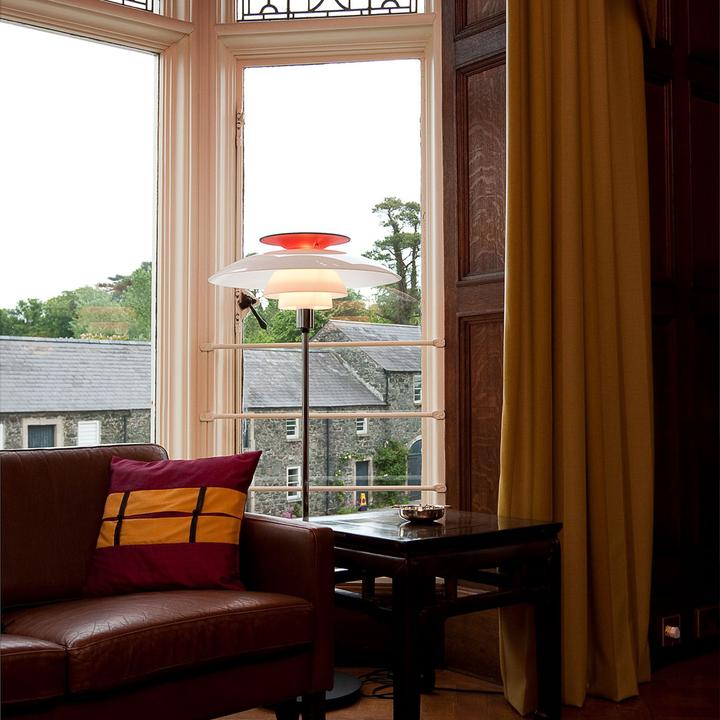 Actual product image Louis Poulsen PH 80 Floor lamp Opal/Black Dimmer switch (1143 lm, E27)