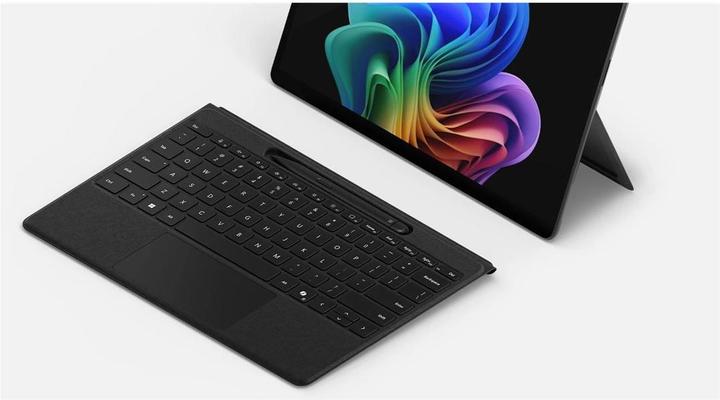 Immagine prodotto Microsoft Tastiera Flex del Surface Pro 13 pollici con penna Slim (Germania, Senza fili)