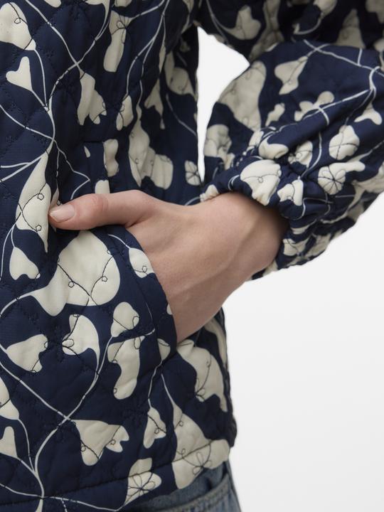 Actual product image Vero Moda VMJANE Bomberjacke Blousonjacke (M)