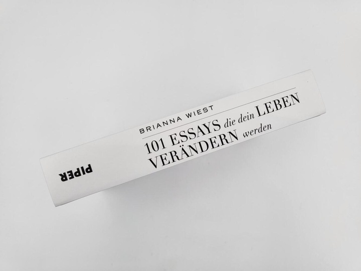 Actual product image 101 Essays, die dein Leben verändern werden (German, Brianna Wiest, 2022)