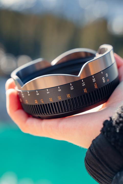 Actual product image Samyang MF adapter for V-AF series