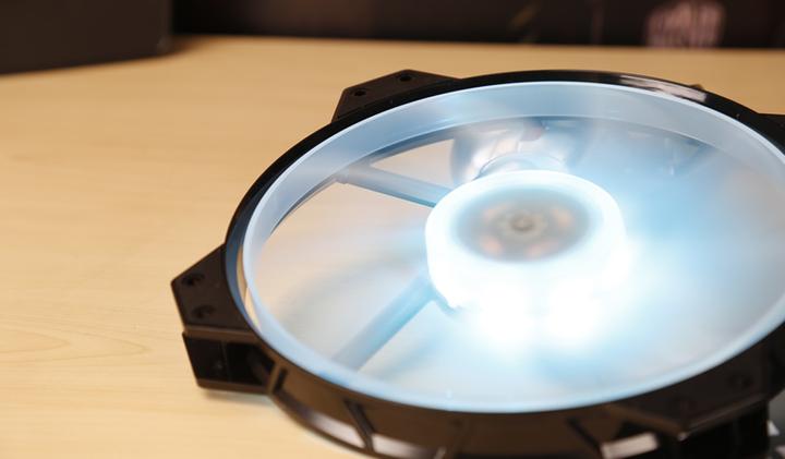Actual product image Cooler Master Mf200r RGB (200 mm, 1 x)