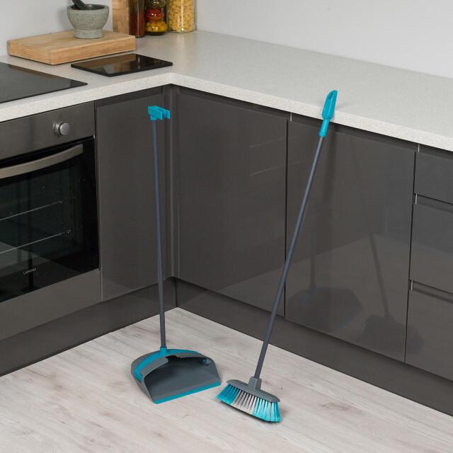 Produktbild Beldray Kehrschaufel mit langem Stiel und Besen (2 Stk.)
