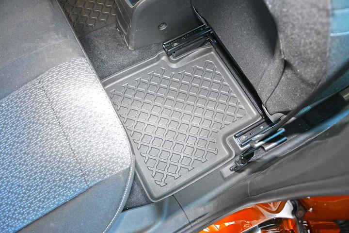 Produktbild Aristar Allwetter Fussmatten für Opel Crossland X / Citroen C3 Aircross ab 2017 bis heute (1 Set à 4 Fussmatten)