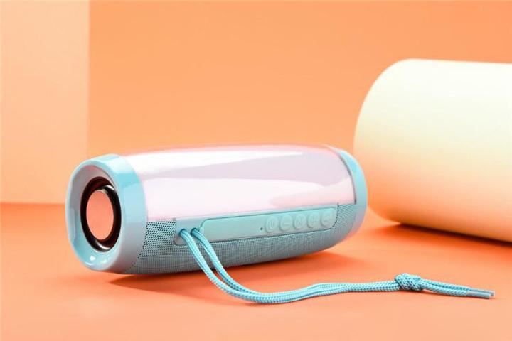 Actual product image PhoneLook Haut-parleur Bluetooth LED multicolore Éclairage d'ambiance Cartes SD, AUX, connexion USB (USB power delivery)