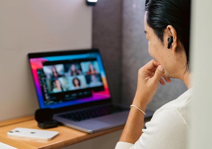 Actual product image Cisco BO 950 TRUE WIRELESS IN-EAR. USB-A CABLE - BLACK (Wireless, USB-A)