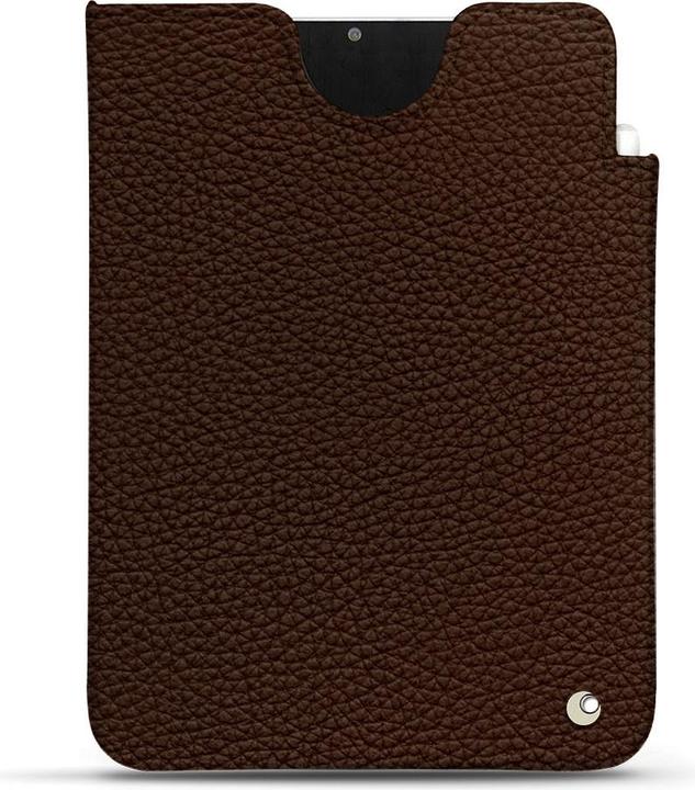 Châtaigne ( Pantone #1b1107 )