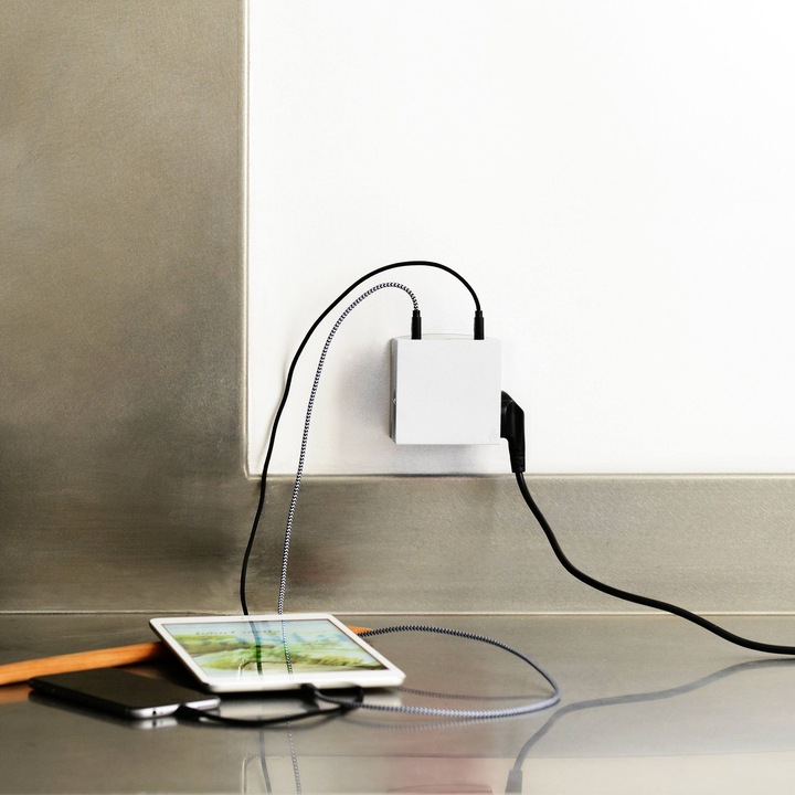 Produktbild Usbepower HIDE 5-in-1 Wand Ladestation