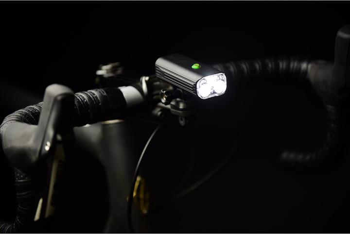 Produktbild Lezyne Macro Drive 1300XXL (1300 lm)