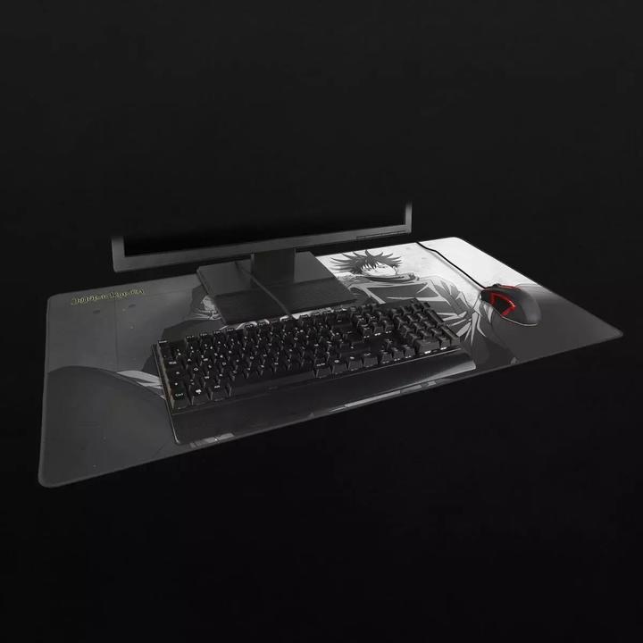 Actual product image Konix Jujutsu Kaisen (XXL)