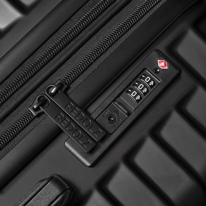 Actual product image Redolz Essentials 18 4-wheel suitcase set 3-piece with stretch fold (226 l, XL (from 140l))