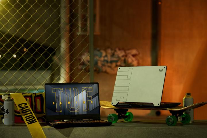 Produktbild ASUS TUF Gaming A15 RTX 3050 (15.60", 512 GB, 16 GB, DE, AMD Ryzen 5 7535HS)