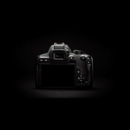 Actual product image Canon EOS 850D (24.20 Mpx, APS-C / DX)
