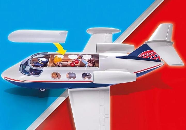 Actual product image Playmobil Flughafen mit Flugzeug und Tower (71153, Playmobil City Action)