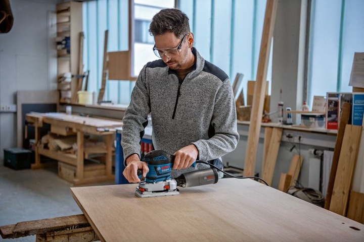 Productafbeelding Bosch Professional Gss 230 Ave (Vlakschuurmachine, 300 W)