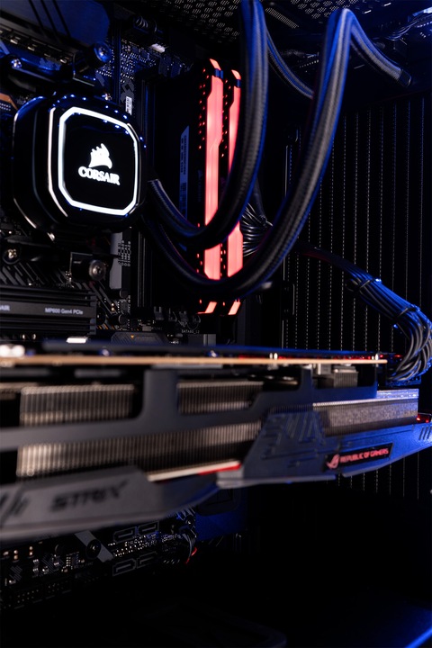 Actual product image Mifcom Tempest RX5700XT (AMD Ryzen 7 3700X, 16 GB, 1000 GB, Radeon RX 5700 XT)