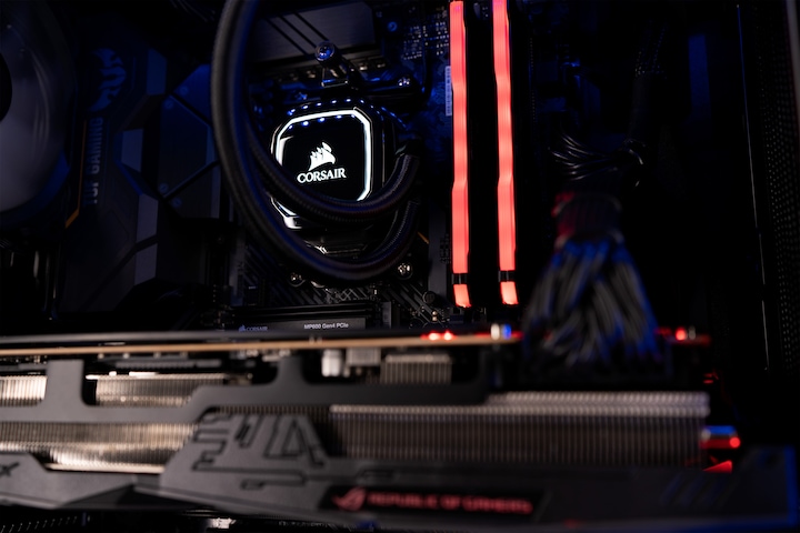 Produktbild Mifcom Tempest RX5700XT (AMD Ryzen 7 3700X, 16 GB, 1000 GB, Radeon RX 5700 XT)