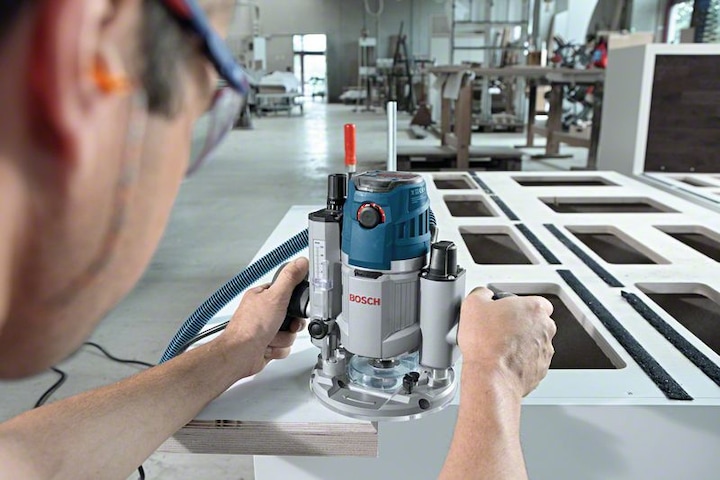 Image du produit Bosch Professional GOF 1600 CE