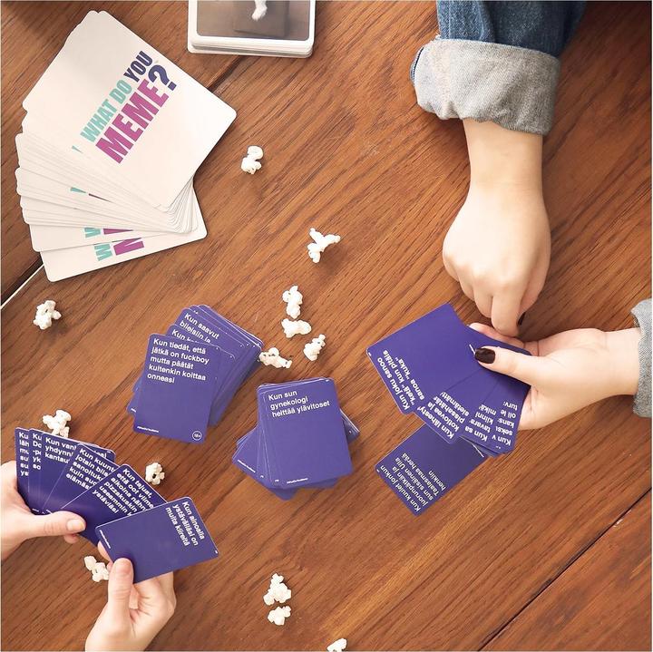 Actual product image Martinex Peliko 40861956 board/card game What Do You Meme? 90 min Party (Finnish)