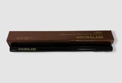 Actual product image Hourglass Mechanical (Obsidian)