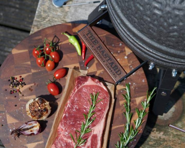 Produktbild The Bastard Bastard Butcher hakblok 40 x 6 cm acaciahout