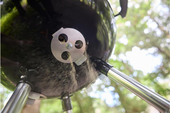 Actual product image Weber Bar-B Kettle 47 cm