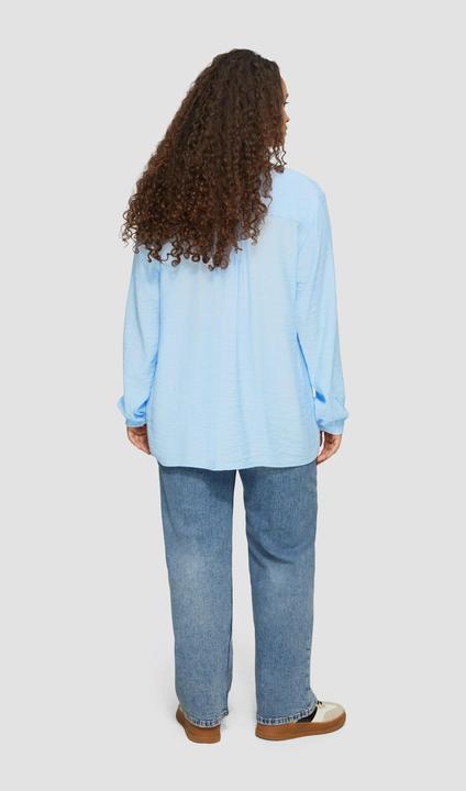 Actual product image S.Oliver Bluse Strukturierte Bluse aus Viskosemix mit Smok-Details (46)