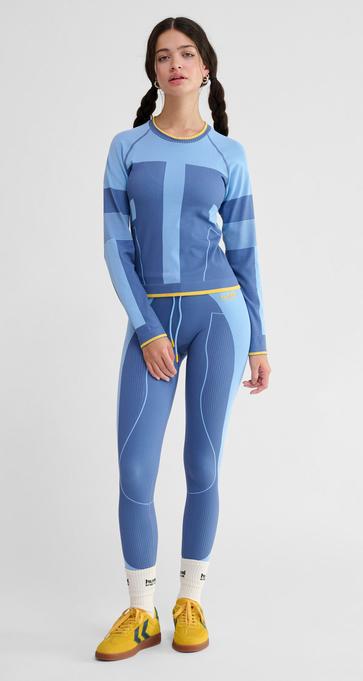 Actual product image hummel Hmlseamless Tee Ls (XS)