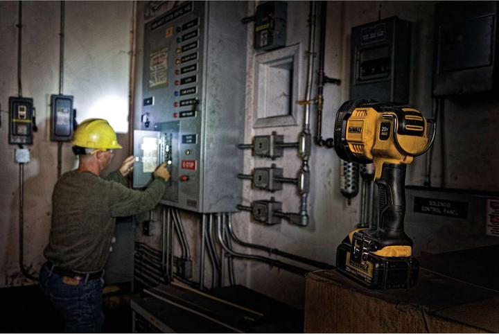 Actual product image DeWalt XR 18V Spotlight (1500 lm)