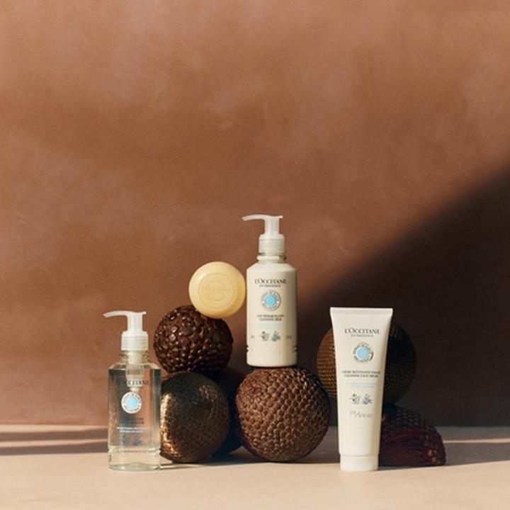 Image du produit L'Occitane Shea Butter Cleansing Cream 125ml Enriched with Shea Butter Vegan & 100% Readily Biodegra (Crème nettoyante, 125 ml)