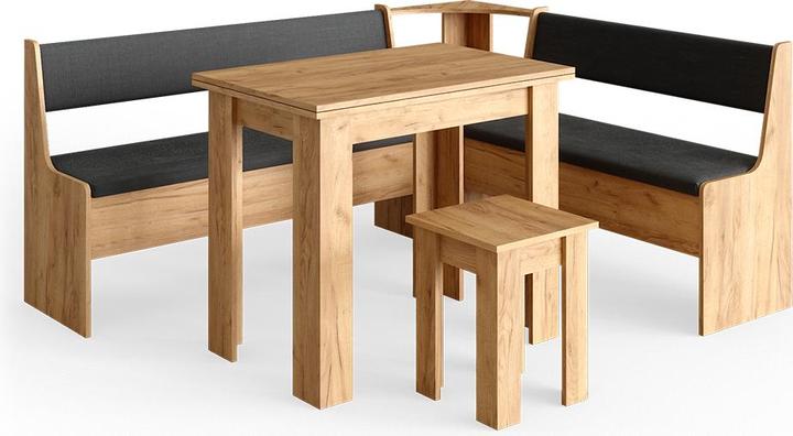 Vicco Roman mit Tisch