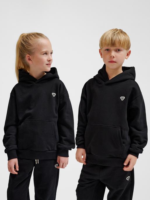 Produktbild hummel hmlJR LOOSE HOODIE BEE (34, 36, 38, 40)