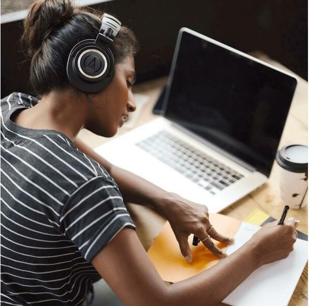 Produktbild Audio-Technica ATH-M50xBT2 (Keine Geräuschunterdrückung, 50 h, Kabelgebunden, Kabellos)