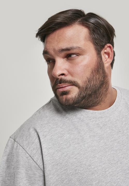 Actual product image Urban Classics Basic Tee (4XL)