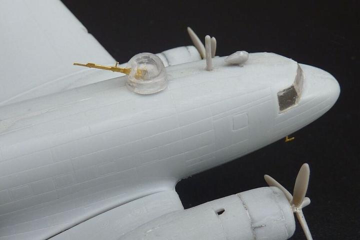 Actual product image Brengun Douglas C-47- Lisunov Li-2