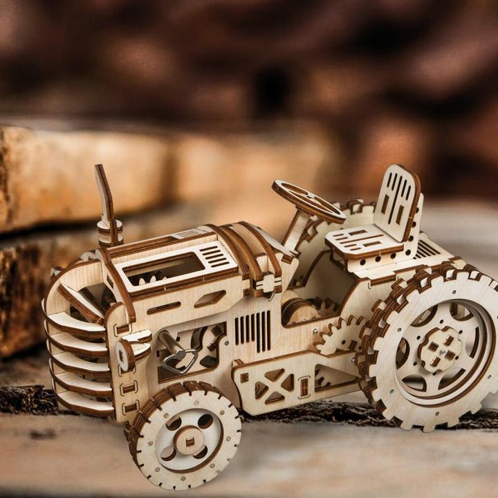 Actual product image Robotime Kit tractor with spring drive