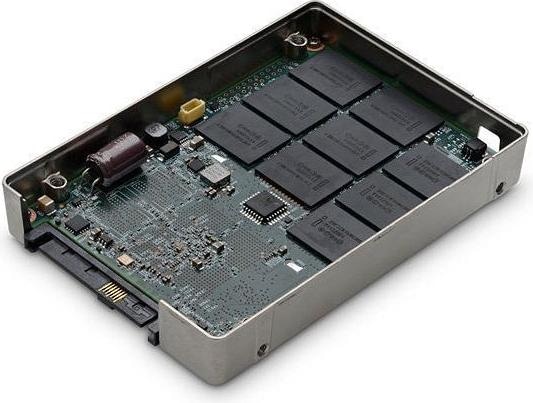 Produktbild Hitachi Ultrastar SSD1600MM (800 GB, 2.5")