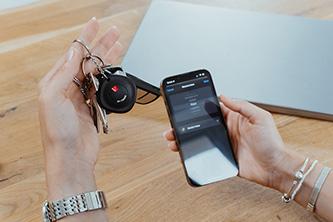 Produktbild Verbatim 1x3 My Finder Bluetooth schwarz weiss purple MYF-03 32132 (Apple, iOS)